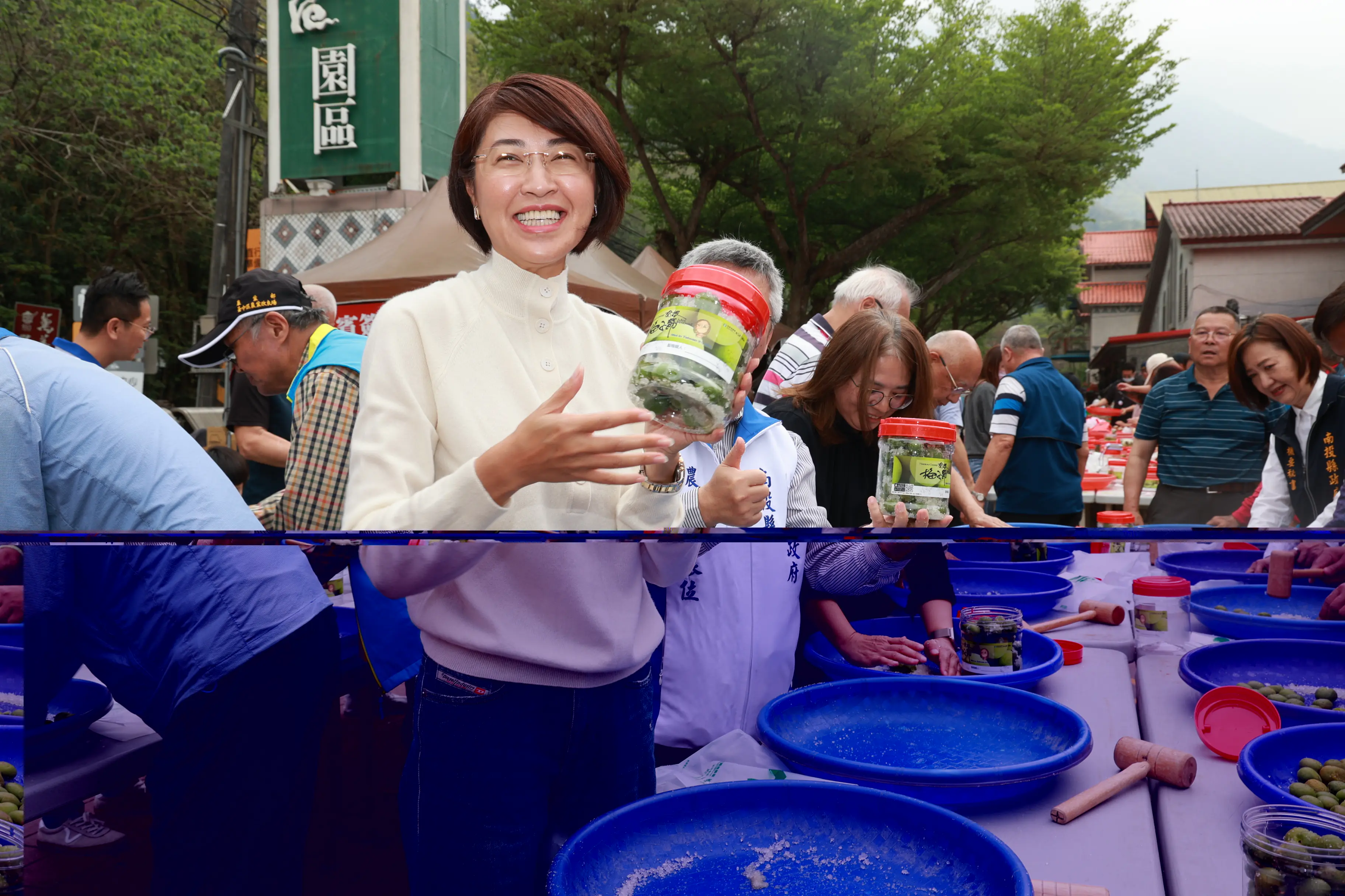 南投梅子節推廣在地鮮食 許淑華縣長與民眾手作青梅 南投梅子節推廣在地鮮食 許淑華縣長與民眾手作青梅