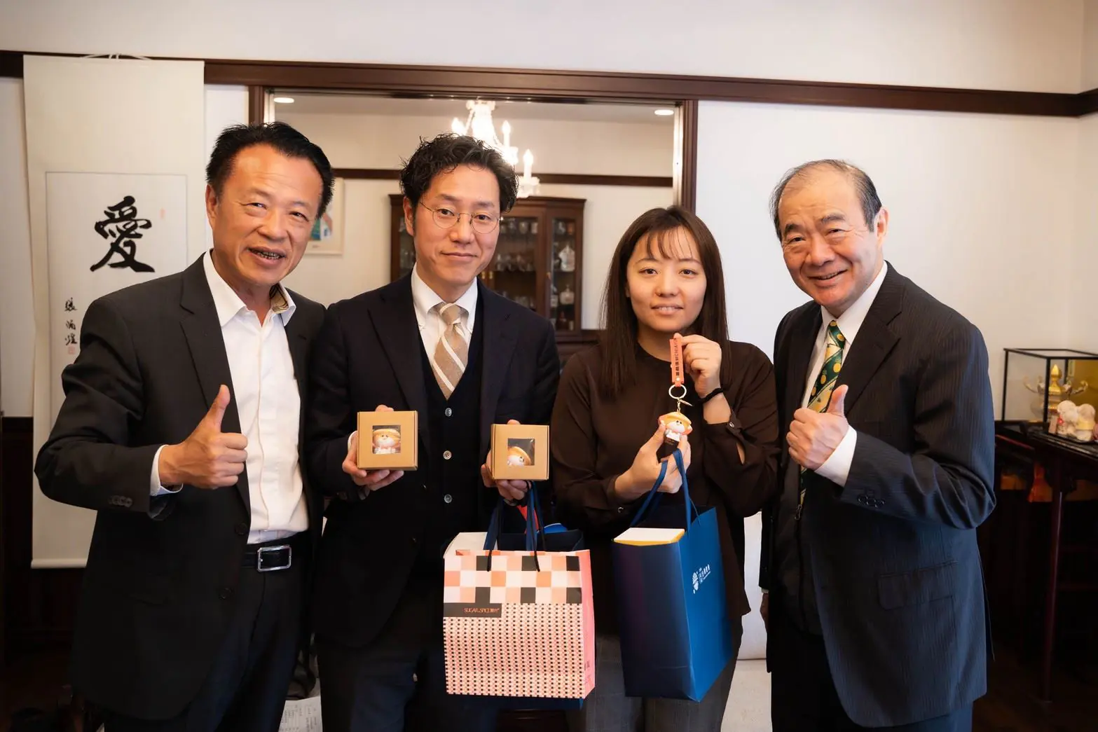 縣長翁章梁赴日接受「西日本新聞」專訪 向日本介紹嘉義轉型與願景 縣長翁章梁赴日接受「西日本新聞」專訪 向日本介紹嘉義轉型與願景