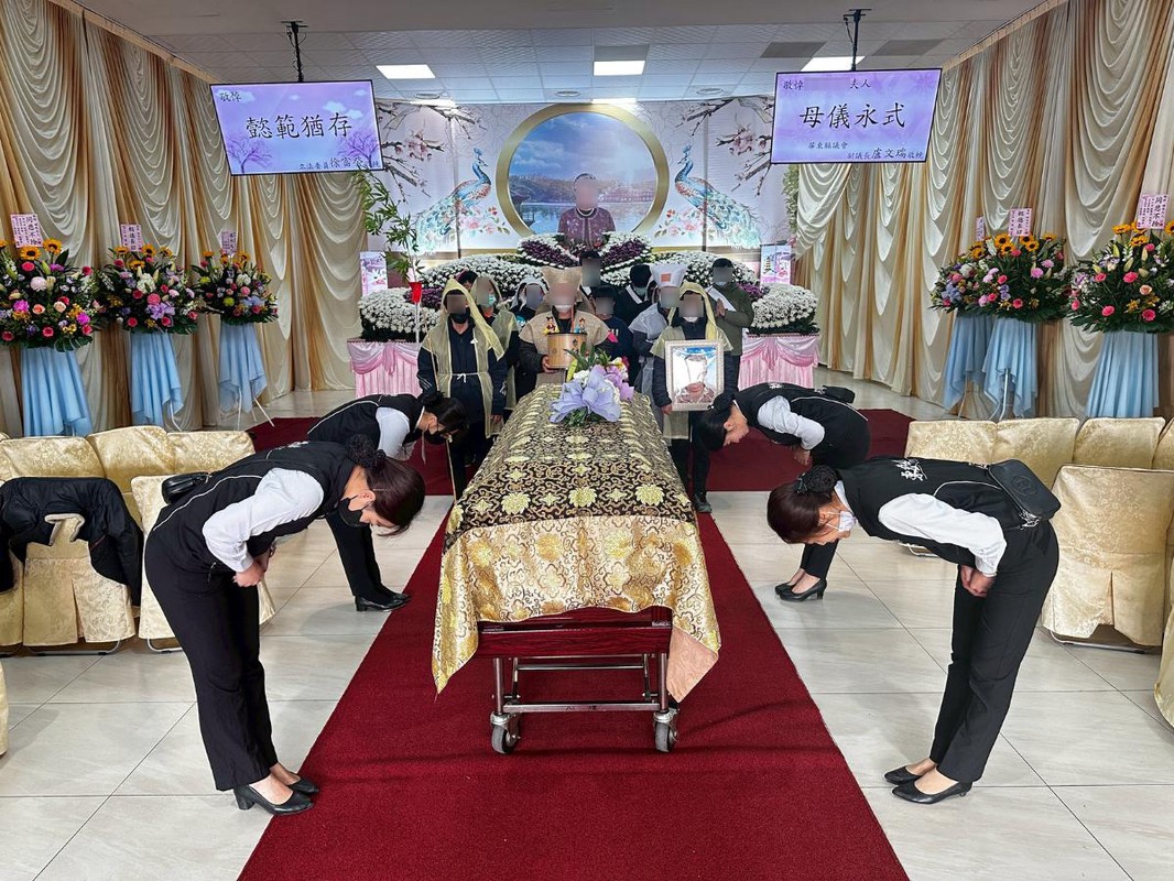 屏東葬儀社專業團隊:24小時生命禮儀諮詢 讓家屬安心送別最後旅程 屏東葬儀社專業團隊:24小時生命禮儀諮詢 讓家屬安心送別最後旅程
