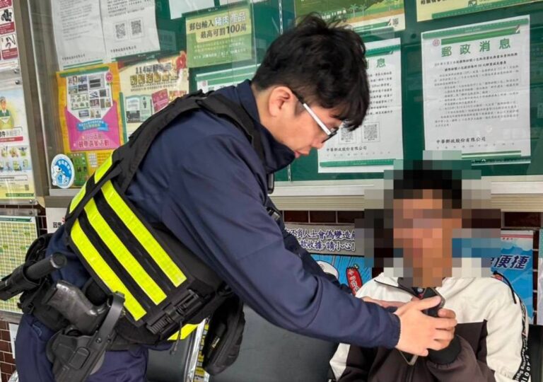 郵局行員機警通報  「六寶警」成功阻詐守住34萬元積蓄
