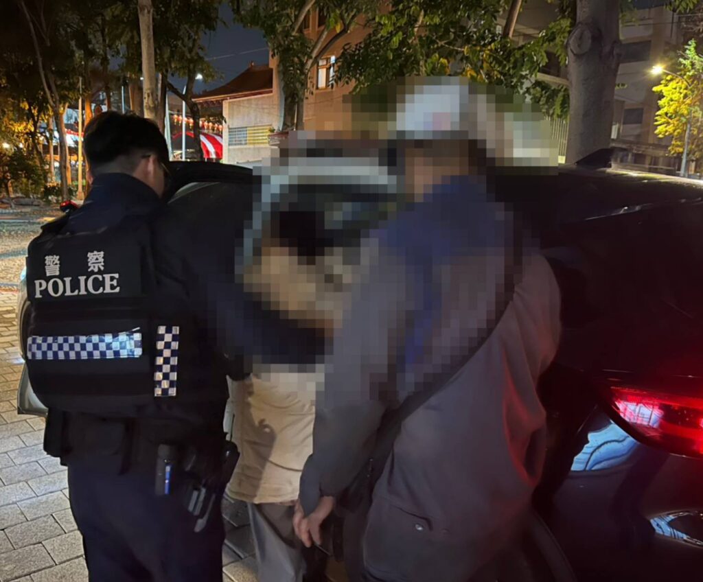 「平安故事」高齡老婦坐公園長椅9小時 潭子警護送返家 「平安故事」高齡老婦坐公園長椅9小時 潭子警護送返家