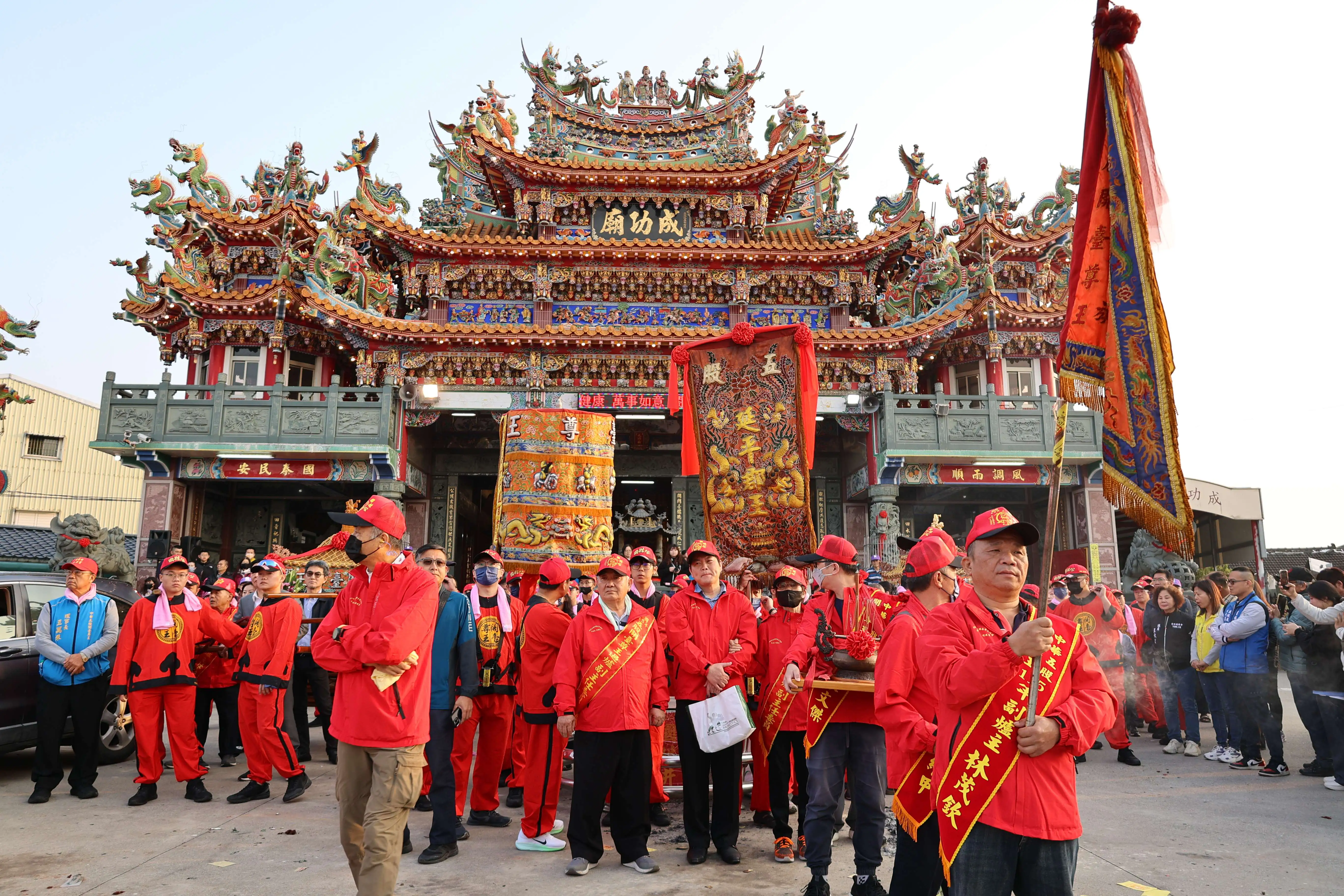 雲林縣定民俗五股開臺尊王過爐大典登場 傳承百年香路與庄頭情誼 雲林縣定民俗五股開臺尊王過爐大典登場 傳承百年香路與庄頭情誼