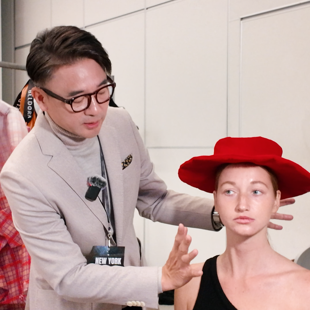 從巴黎時裝周合作再到紐約時裝周 蓓朵娜持續布局國際市場成為台灣之光 蓓朵娜在紐約時裝周提供模特兒使用的產品,獲設計師高度肯定。(圖/蓓朵娜 提供)