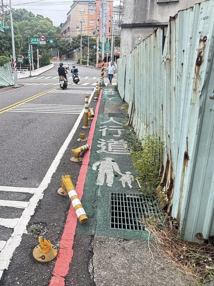 幸福國小通學步道更安全 李宗豪會勘加裝防撞桿 幸福國小通學步道更安全 李宗豪會勘加裝防撞桿
