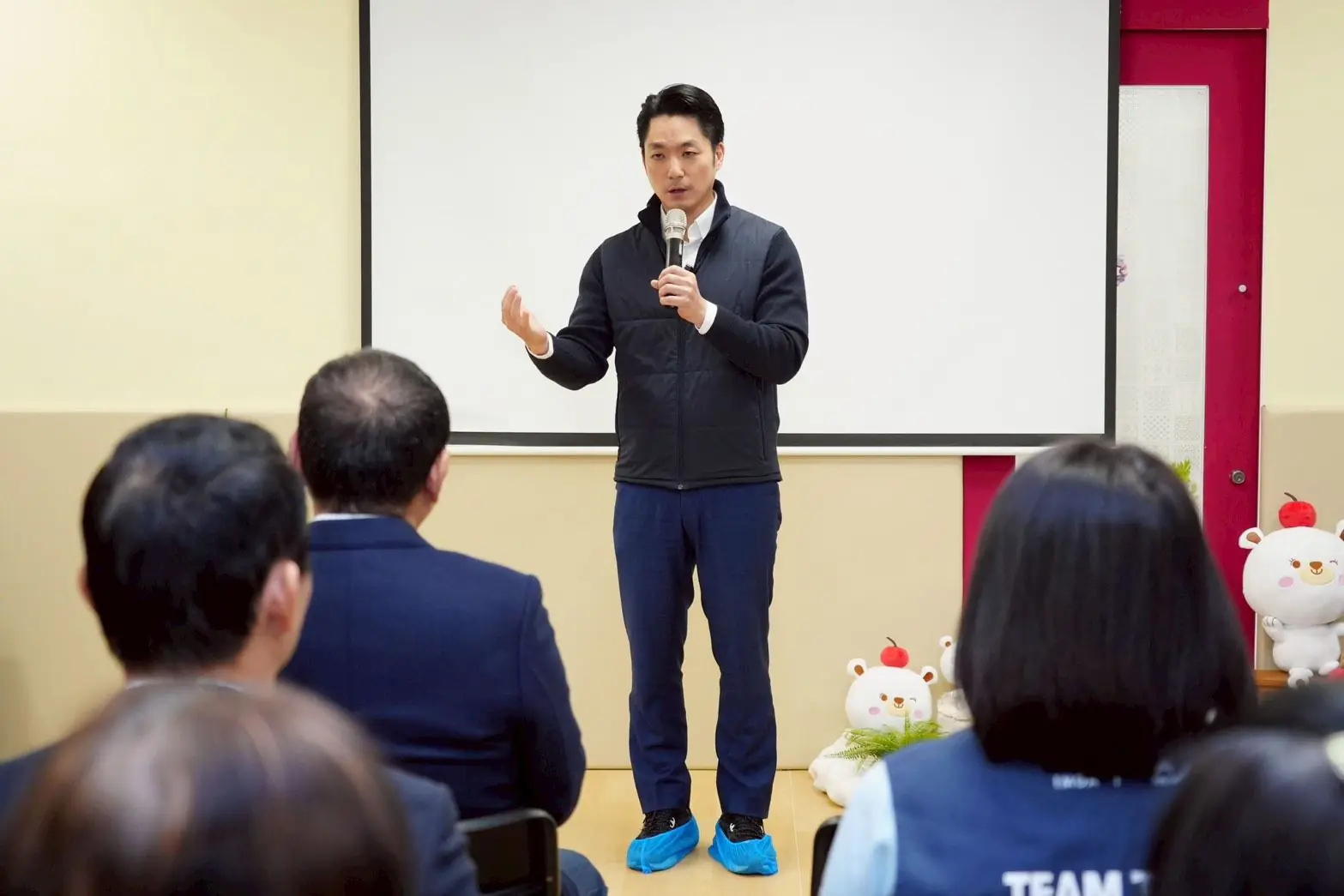 蔣萬安率隊赴新北交流托育經驗 借鏡空間活化推動「校校有公托」 蔣萬安率隊赴新北交流托育經驗 借鏡空間活化推動「校校有公托」