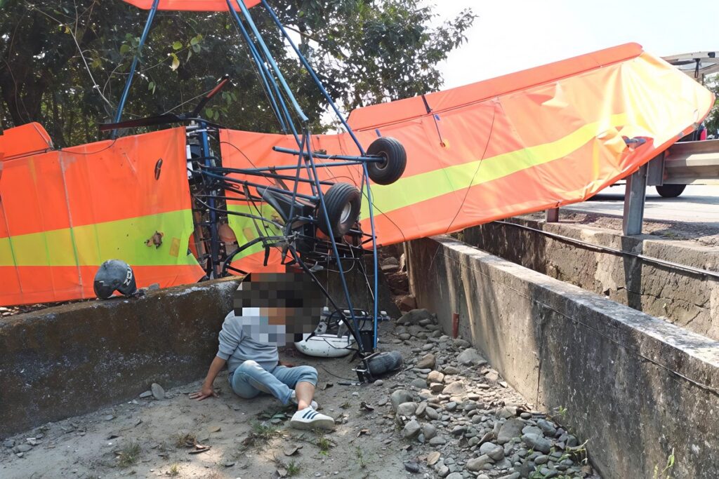 屏東高樹動力滑翔翼意外墜落 51歲男子受傷送醫 屏東高樹動力滑翔翼意外墜落 51歲男子受傷送醫