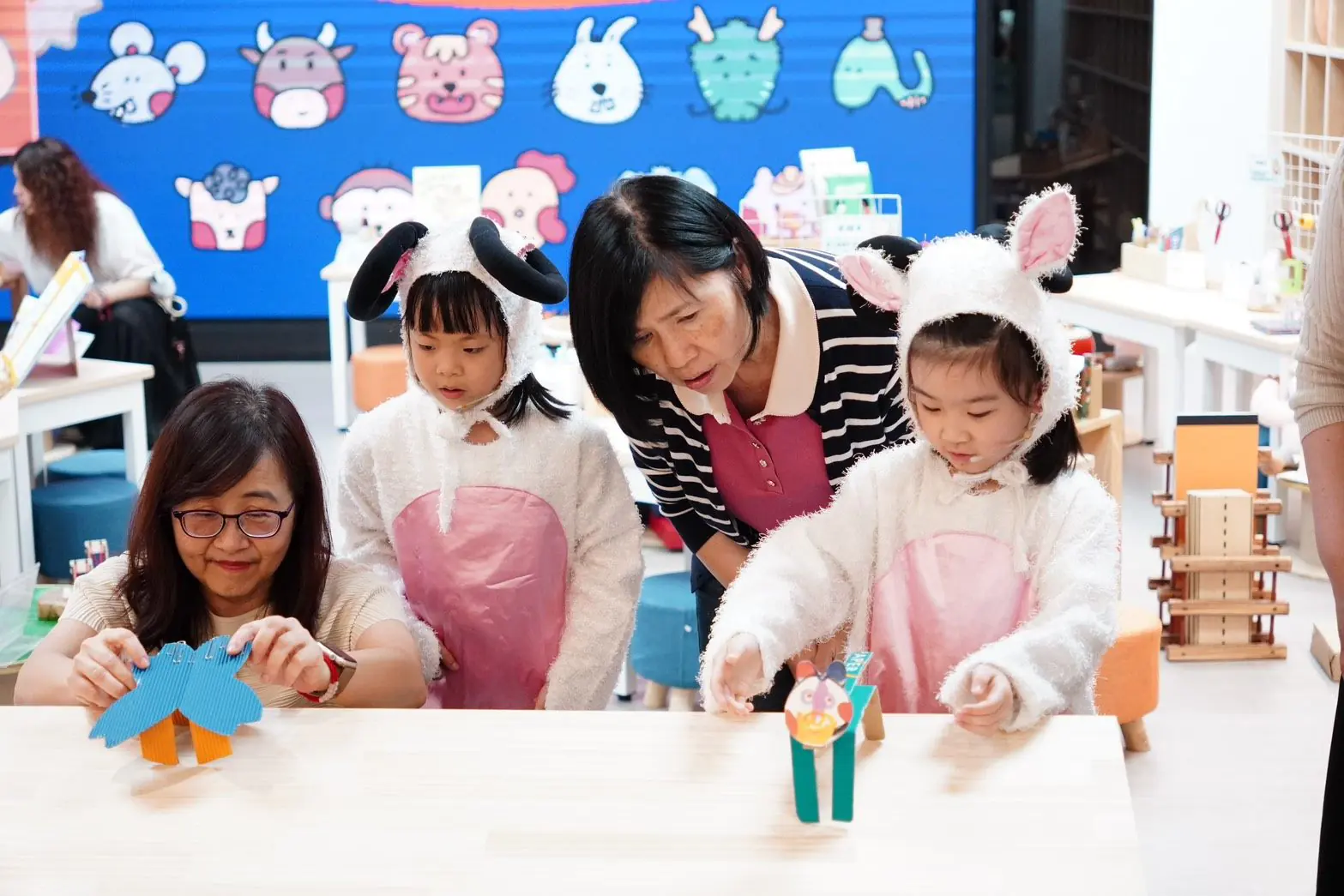 用紙玩STEAM 北市幼兒STEAM創思中心開啟跨域新展期 用紙玩STEAM 北市幼兒STEAM創思中心開啟跨域新展期