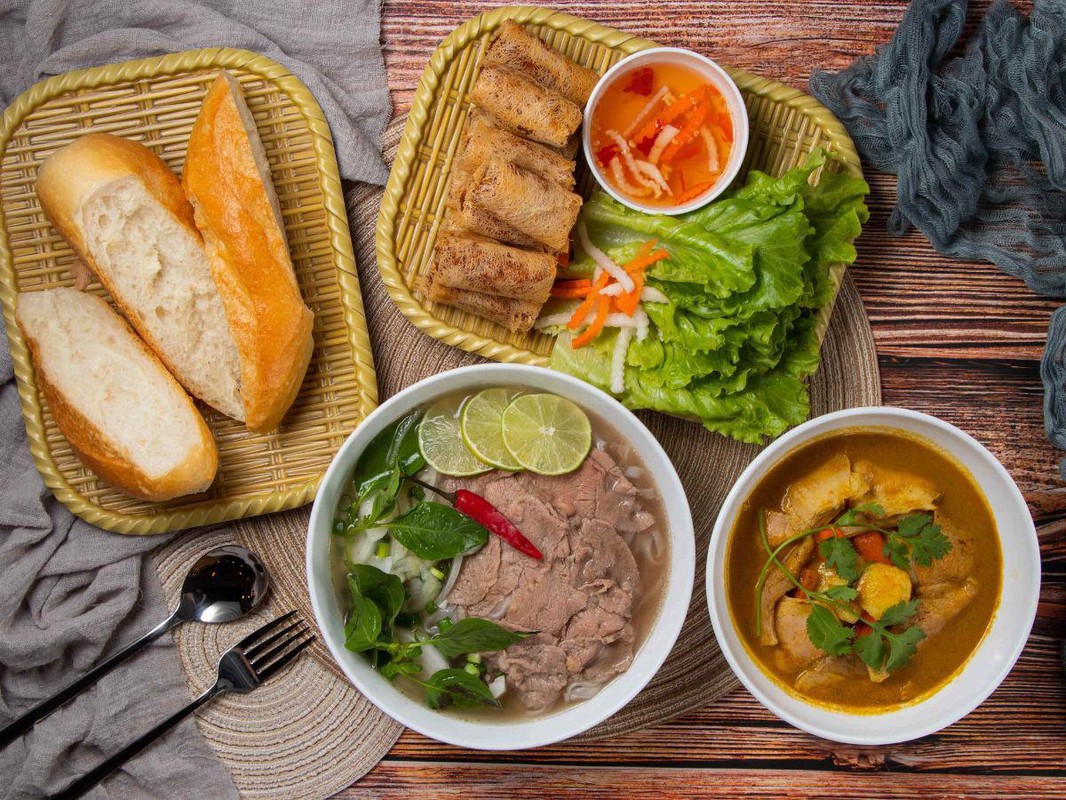 信義區平價美食:吳興街人氣越南河粉 8小時慢熬湯頭超清甜 信義區平價美食:吳興街人氣越南河粉 8小時慢熬湯頭超清甜