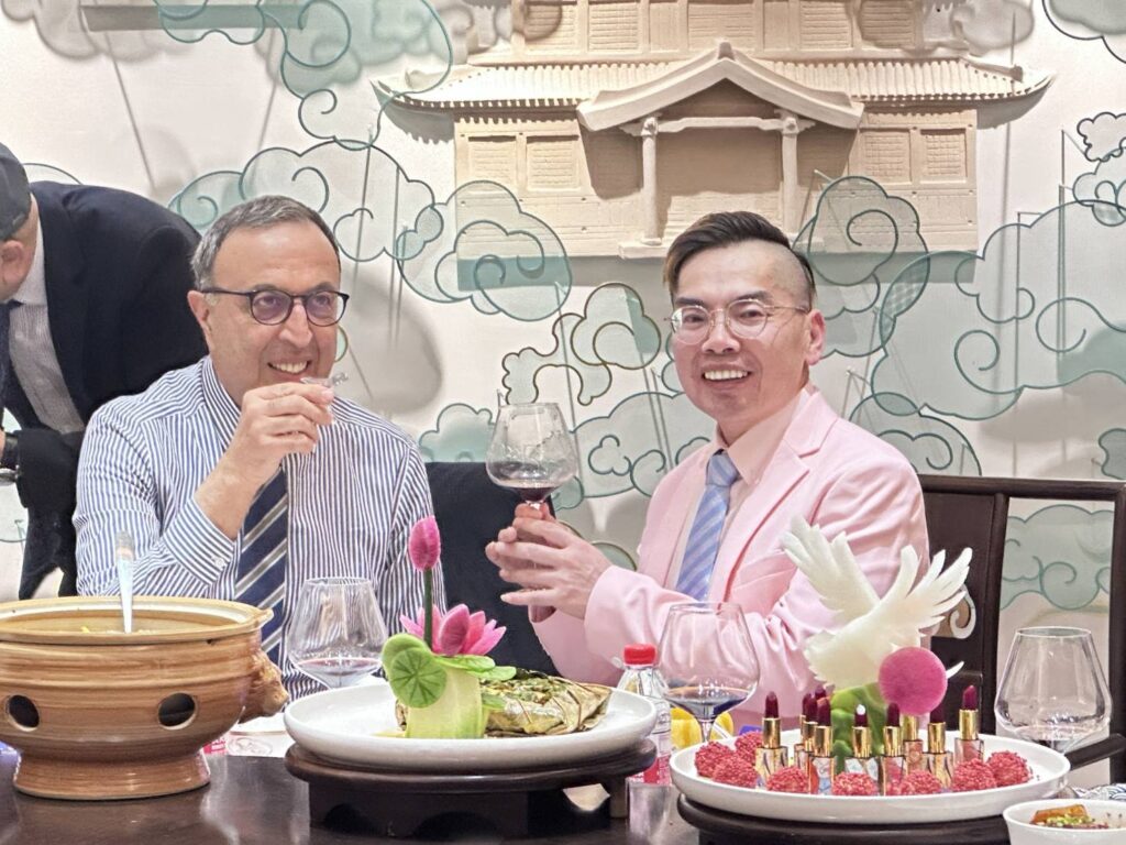 台灣健康科技企業走向國際 陳沅昌分享健康管理新趨勢 27 80690 0