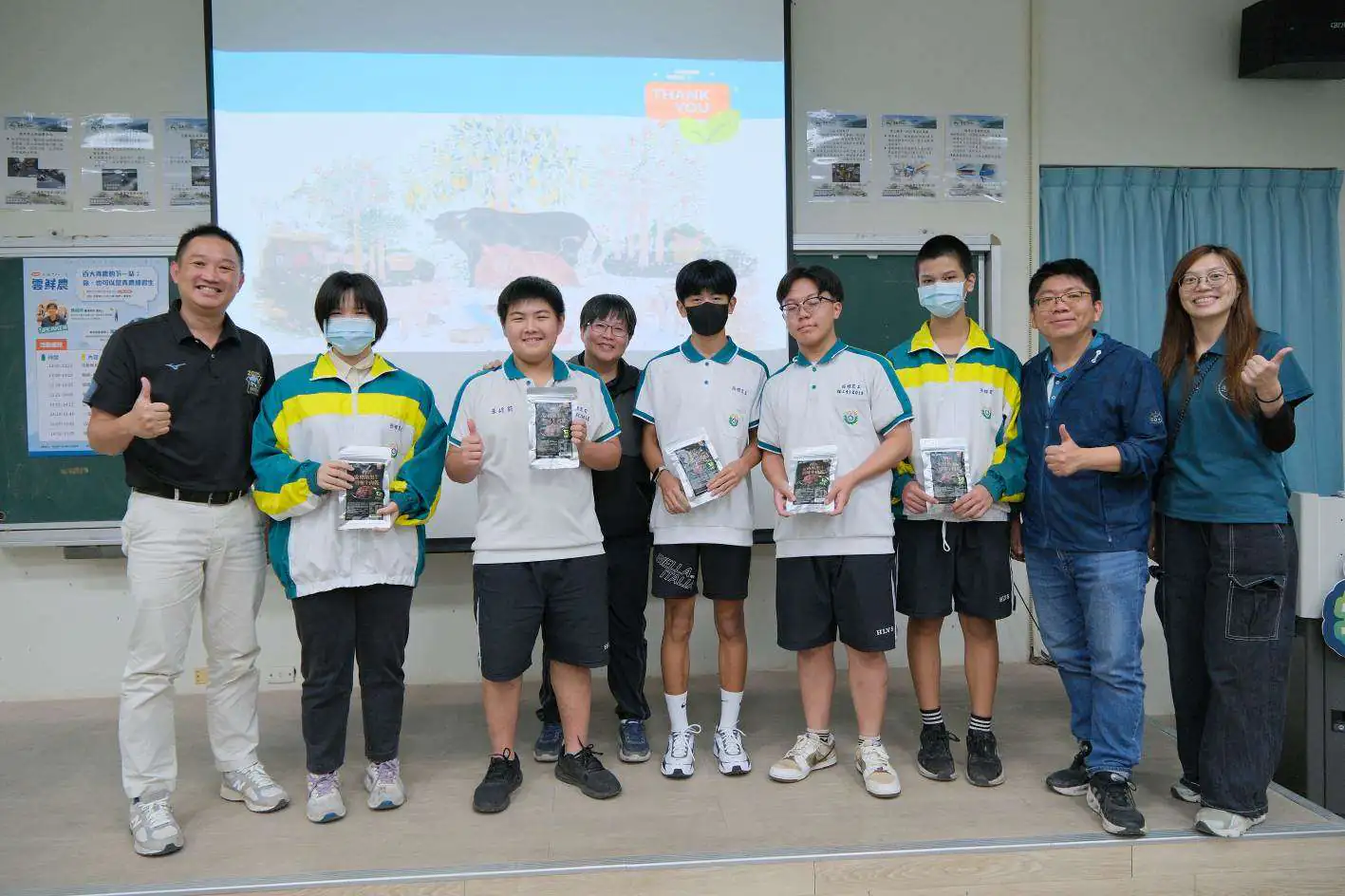 百大青農的下一站:你 也可以是青農練習生— 青年產業經營分享暨經驗傳承活動 百大青農的下一站:你 也可以是青農練習生— 青年產業經營分享暨經驗傳承活動