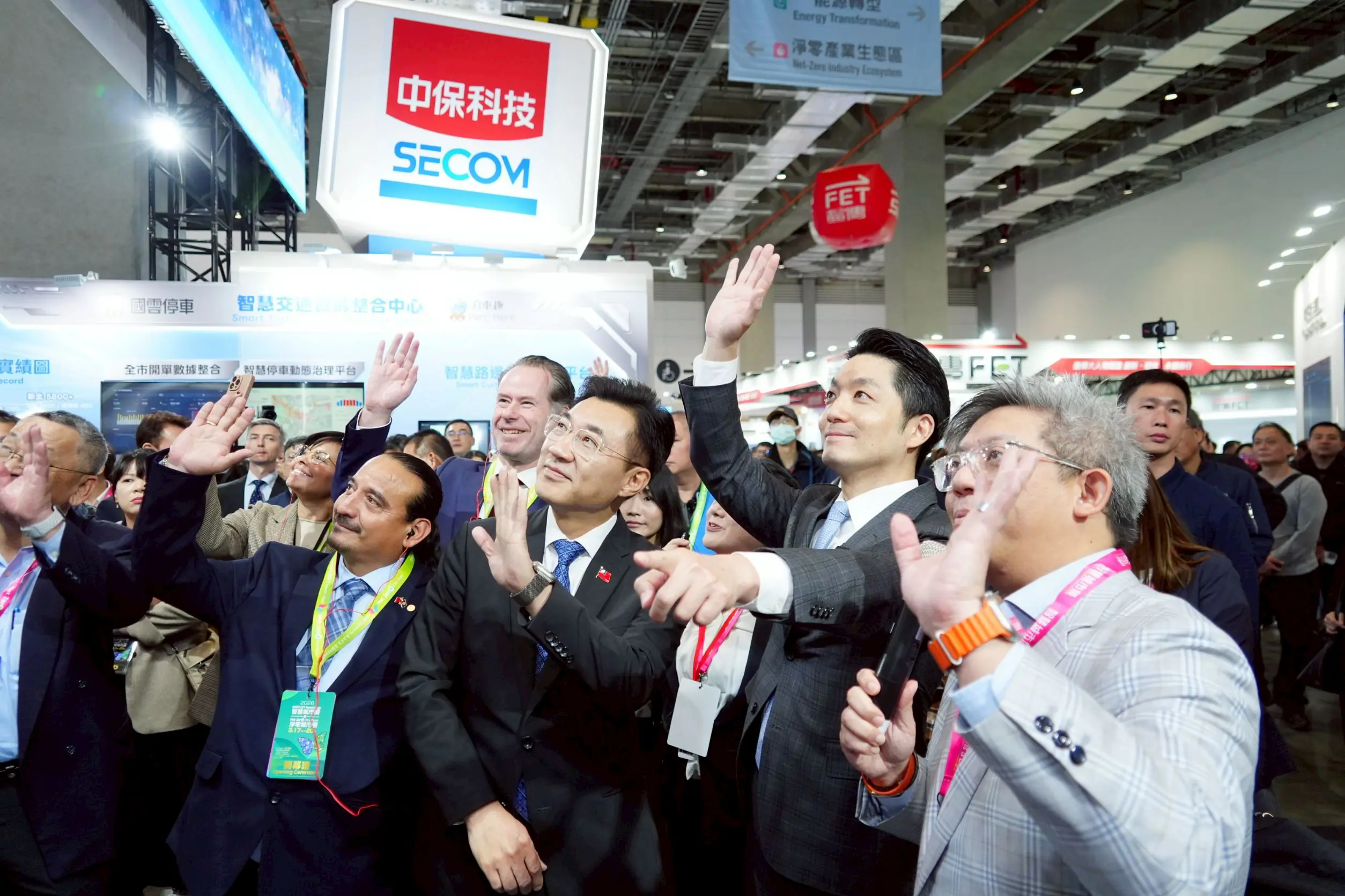 蔣萬安出席智慧城市展:臺北以「雙引擎」驅動未來 打造AI發展重要樞紐 蔣萬安出席智慧城市展:臺北以「雙引擎」驅動未來 打造AI發展重要樞紐