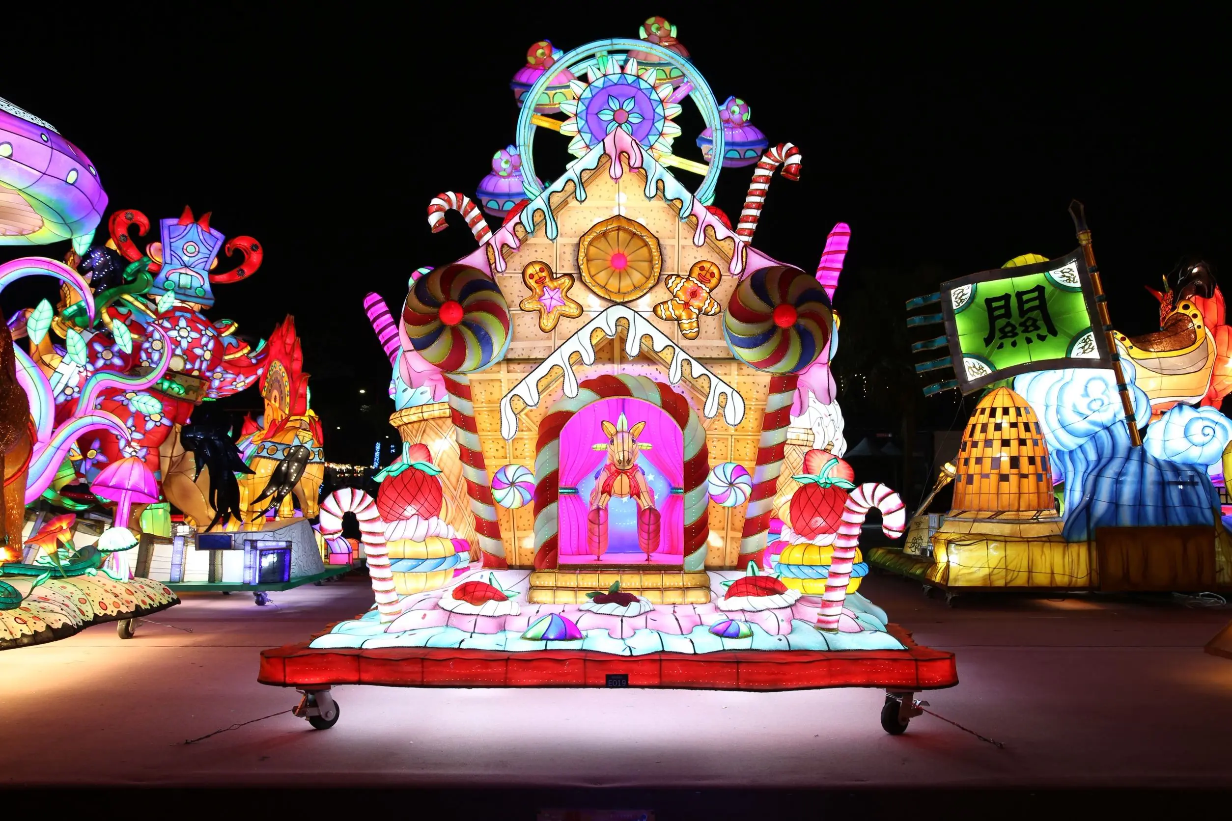 「2026台灣燈會在嘉義」全國花燈競賽成績揭曉!東石國小「蚵寶」奪燈王 「2026台灣燈會在嘉義」全國花燈競賽成績揭曉!東石國小「蚵寶」奪燈王