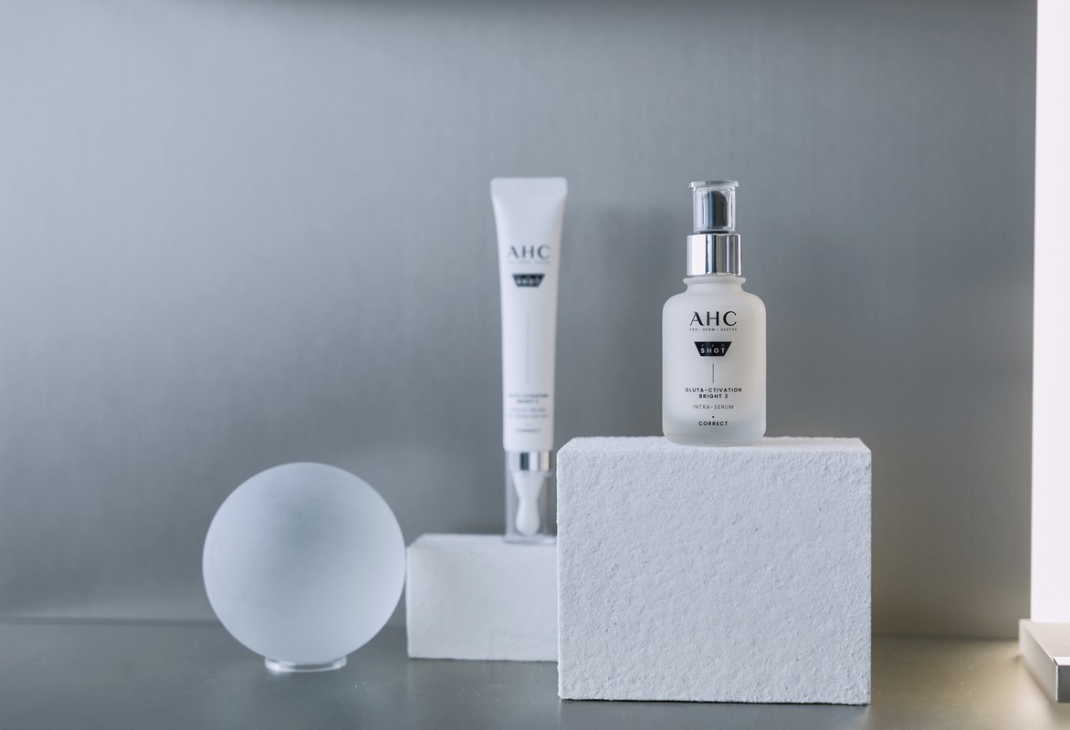 韓國Olive Young熱銷新寵!AHC全新晶透耀眼系列 打造WINTER同款「冰雪發光肌」 韓國Olive Young熱銷新寵!AHC全新晶透耀眼系列 打造WINTER同款「冰雪發光肌」