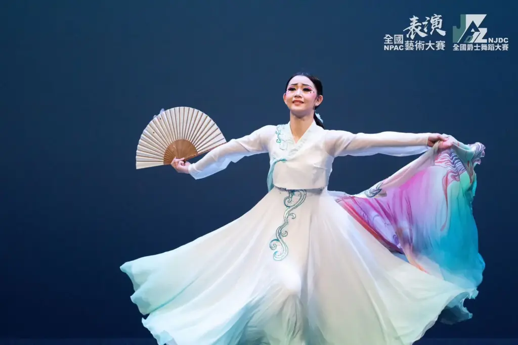 埔里國中學生曼妮·石卡達華度勇奪全國舞蹈賽特優第二 「飛花蝶語」朝鮮舞驚艷全場 埔里國中學生曼妮·石卡達華度勇奪全國舞蹈賽特優第二 「飛花蝶語」朝鮮舞驚艷全場