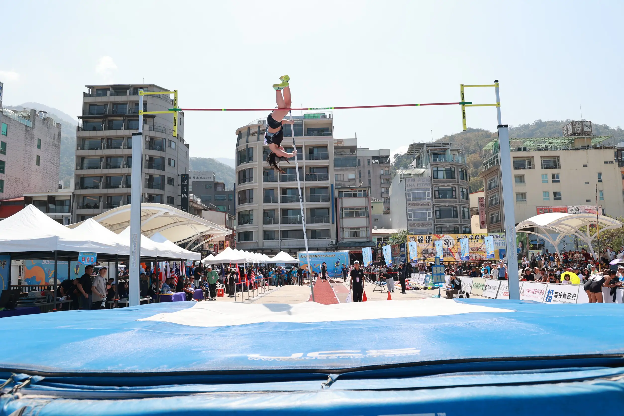 日月潭國際撐竿跳高賽 台灣選手吳彥翰銀牌刷新台灣紀錄 日月潭國際撐竿跳高賽 台灣選手吳彥翰銀牌刷新台灣紀錄