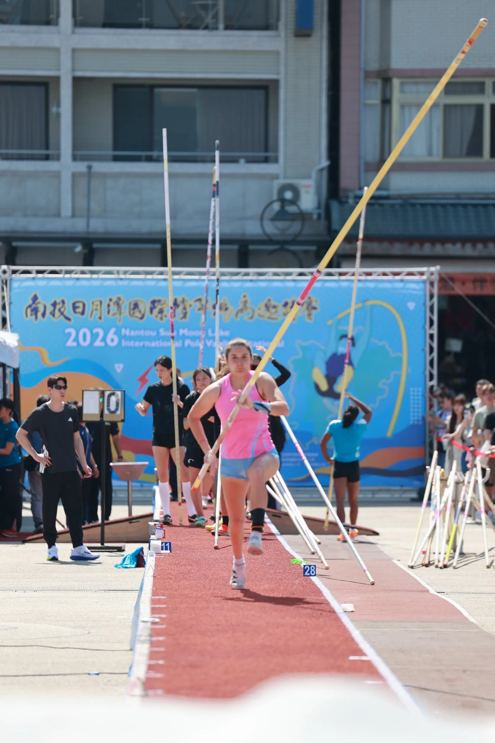 日月潭國際撐竿跳高賽 台灣選手吳彥翰銀牌刷新台灣紀錄 日月潭國際撐竿跳高賽 台灣選手吳彥翰銀牌刷新台灣紀錄