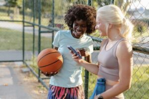 AI影音平台新應用：NBA導入AI生成影片工具，用戶體驗從觀看轉向創作