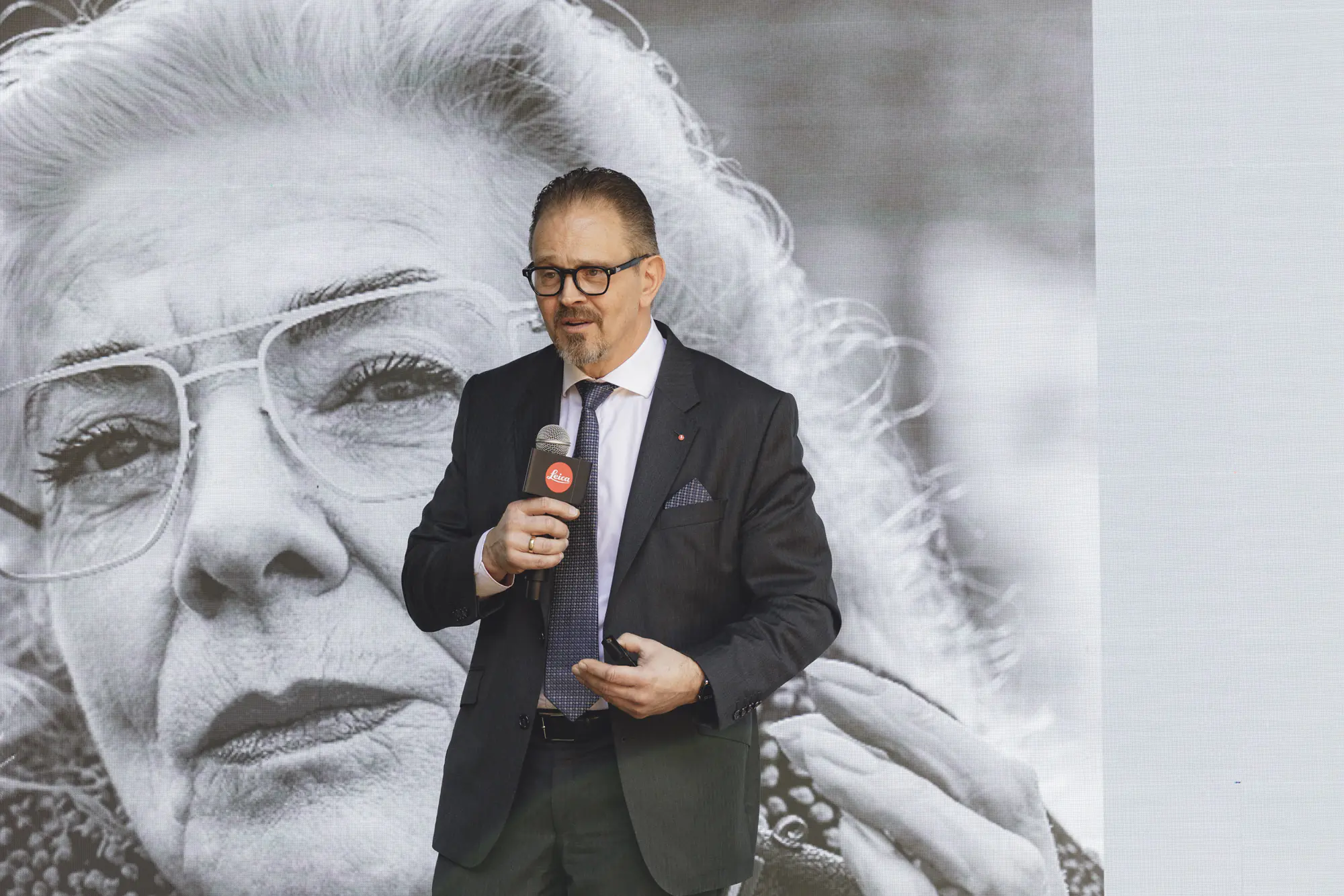 德國百年光學品牌 Leica 推出 Leica Eyecare 鏡片系列台灣上市 德國百年光學品牌 Leica 推出 Leica Eyecare 鏡片系列台灣上市