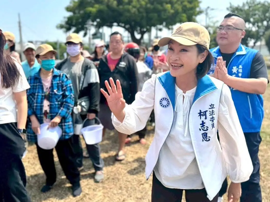 柯志恩林園植樹拋綠色願景 為高雄爭取更多綠蔭 柯志恩林園植樹拋綠色願景 為高雄爭取更多綠蔭