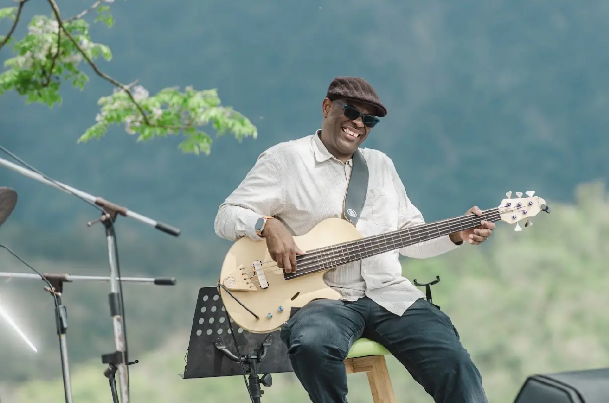 來高雄聽爵士演出還能免費出國玩 「爵對有春」四月連假現場將送出韓國五日遊 高流打造「真愛野餐」 浪漫春遊提案:16組國際卡司精彩演出 露天電影院和市集 來高雄聽爵士演出還能免費出國玩 「爵對有春」四月連假現場將送出韓國五日遊 高流打造「真愛野餐」 浪漫春遊提案:16組國際卡司精彩演出 露天電影院和市集