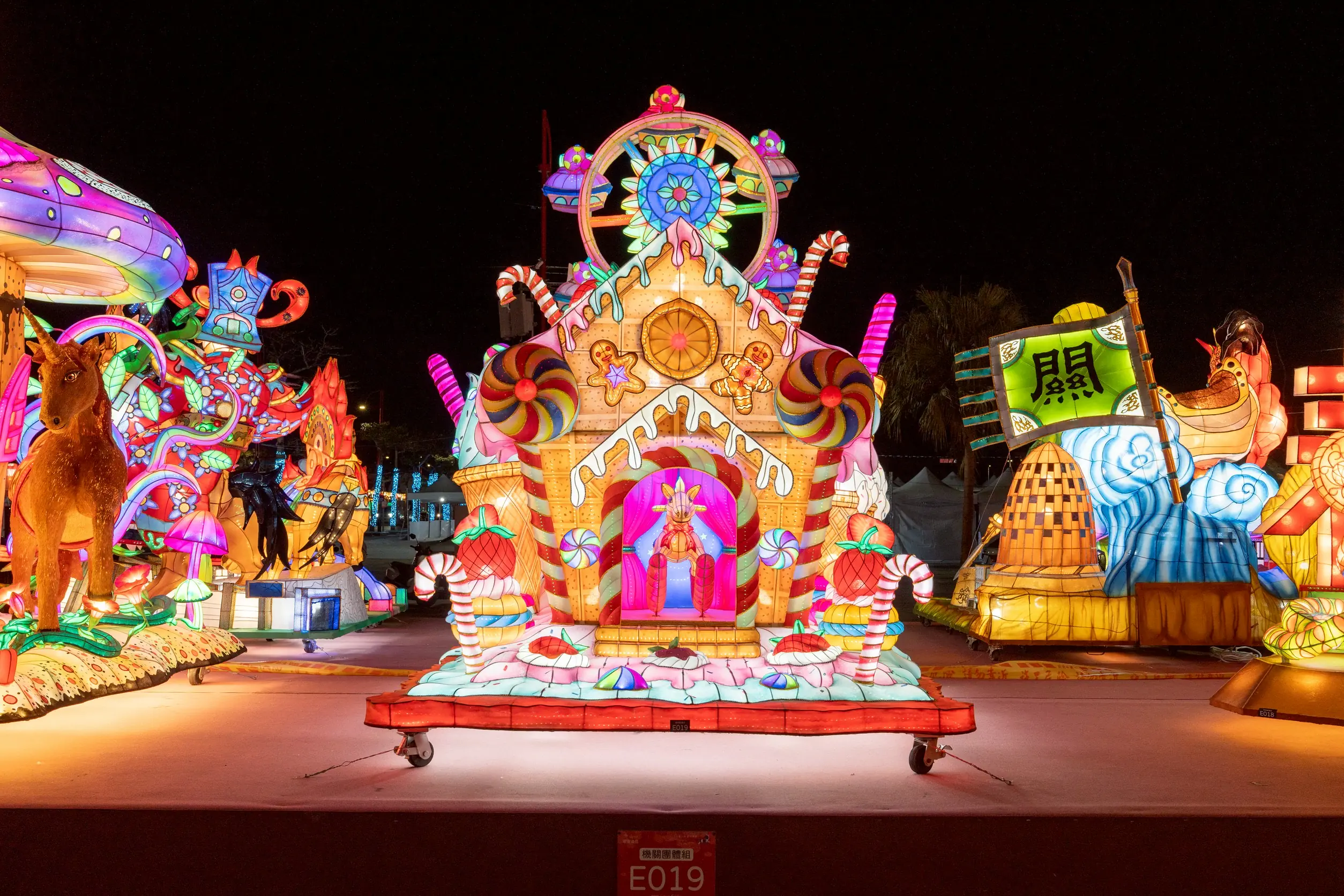 鐵窗裡的光,連霸17年!新竹監獄花燈再奪燈王 以精湛手藝點亮更生之路 鐵窗裡的光,連霸17年!新竹監獄花燈再奪燈王 以精湛手藝點亮更生之路