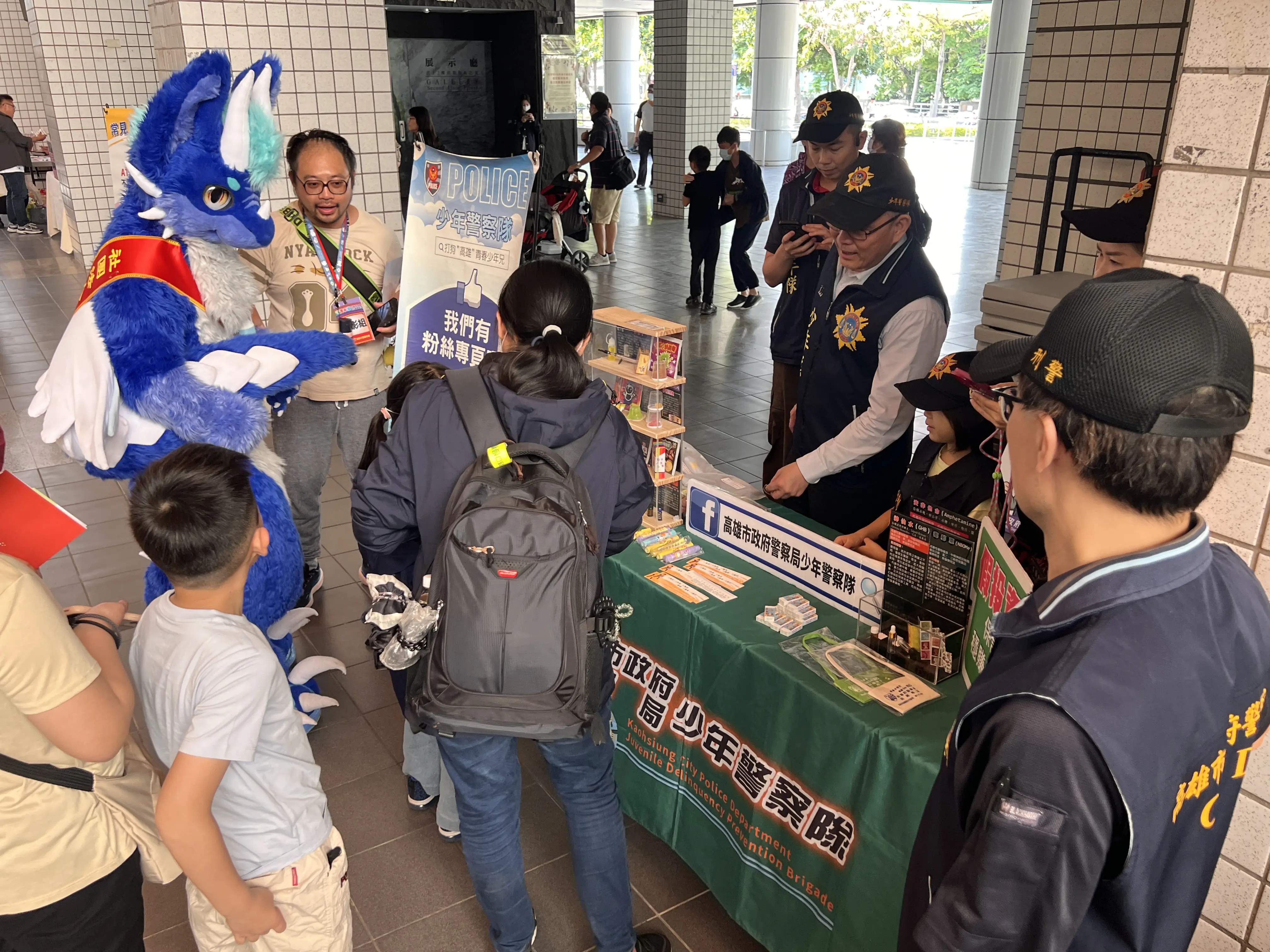 高雄市觀護協會攜手豆子劇團推反毒劇《鬼毒殺隊》 社教館首演爆滿 高雄市觀護協會攜手豆子劇團推反毒劇《鬼毒殺隊》 社教館首演爆滿