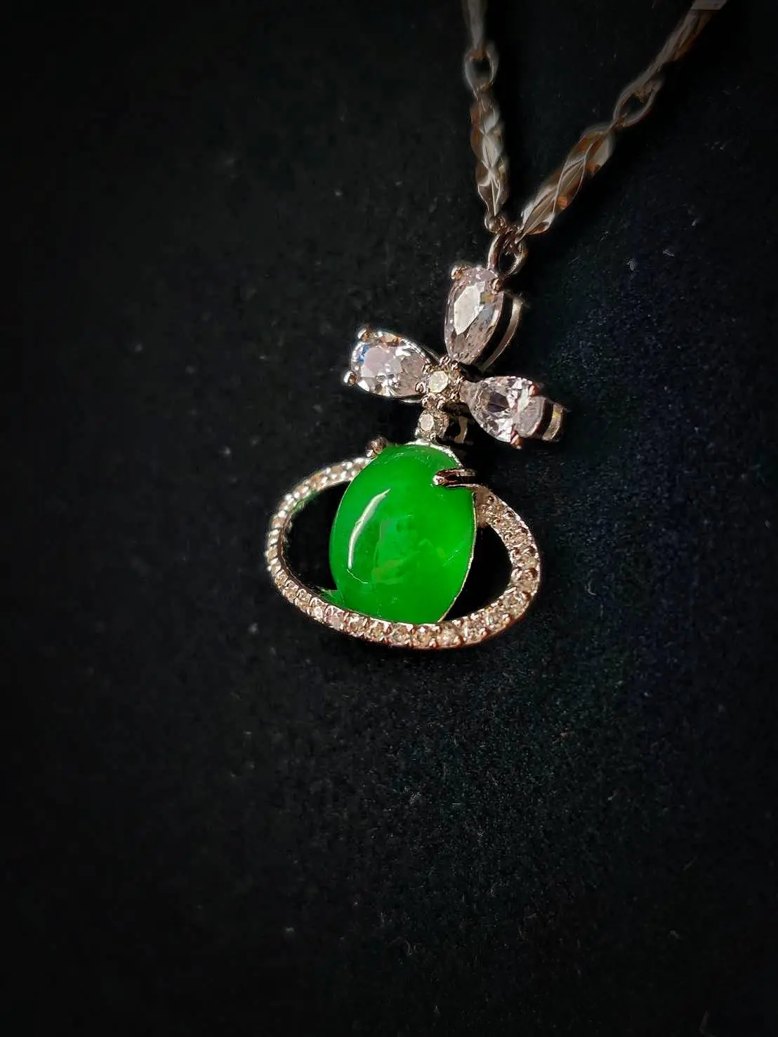 科學與藝術交會的品牌敘事 方可成博士帶領「朗色林科技」聚焦材料研發與跨域應用 科學與藝術交會的品牌敘事 方可成博士帶領「朗色林科技」聚焦材料研發與跨域應用