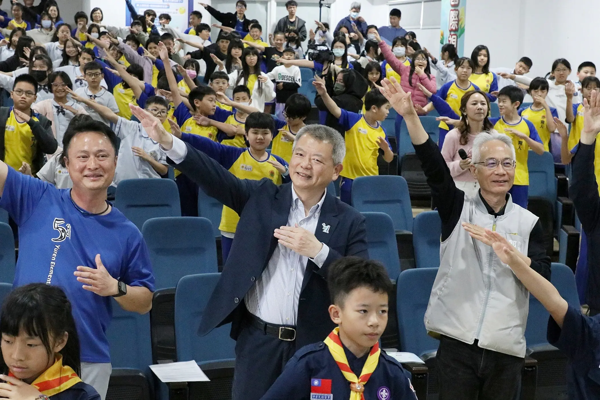 嘉市友善校園週登場 倡拒短影音風險、強化數位素養與防詐意識 嘉市友善校園週登場 倡拒短影音風險、強化數位素養與防詐意識
