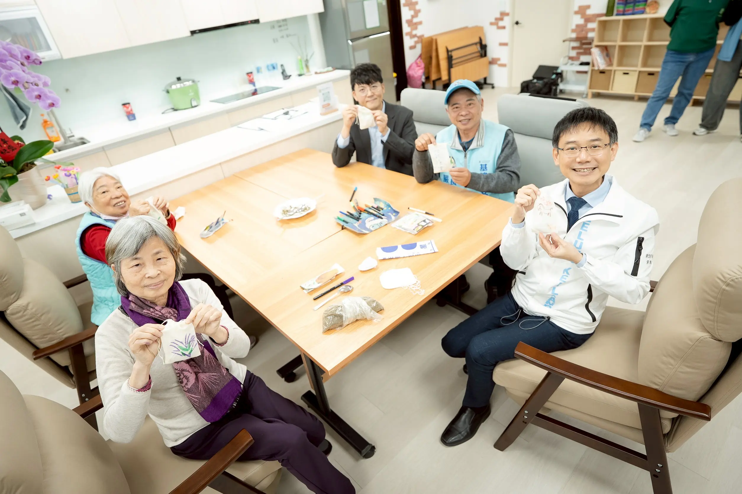 基隆第12間日照中心落腳安樂區 職能治療師進駐打造復健新模式 基隆第12間日照中心落腳安樂區 職能治療師進駐打造復健新模式