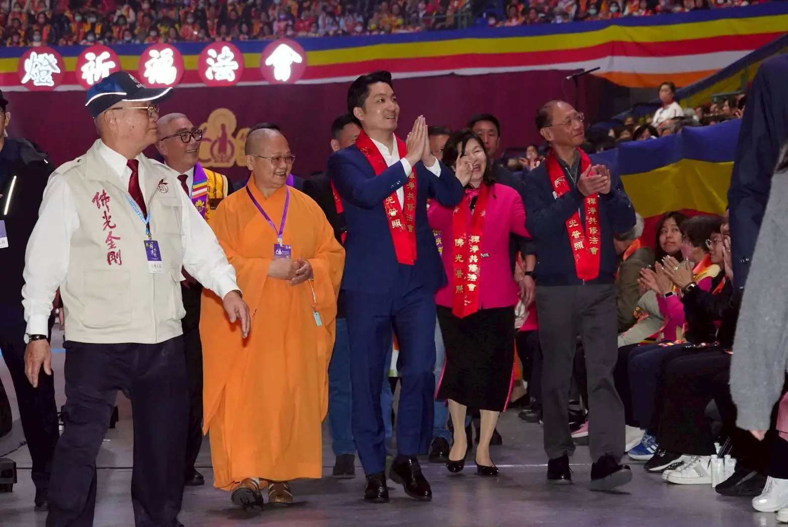 佛光山開山60週年 蔣萬安祝願臺灣平安順利 佛光山開山60週年 蔣萬安祝願臺灣平安順利