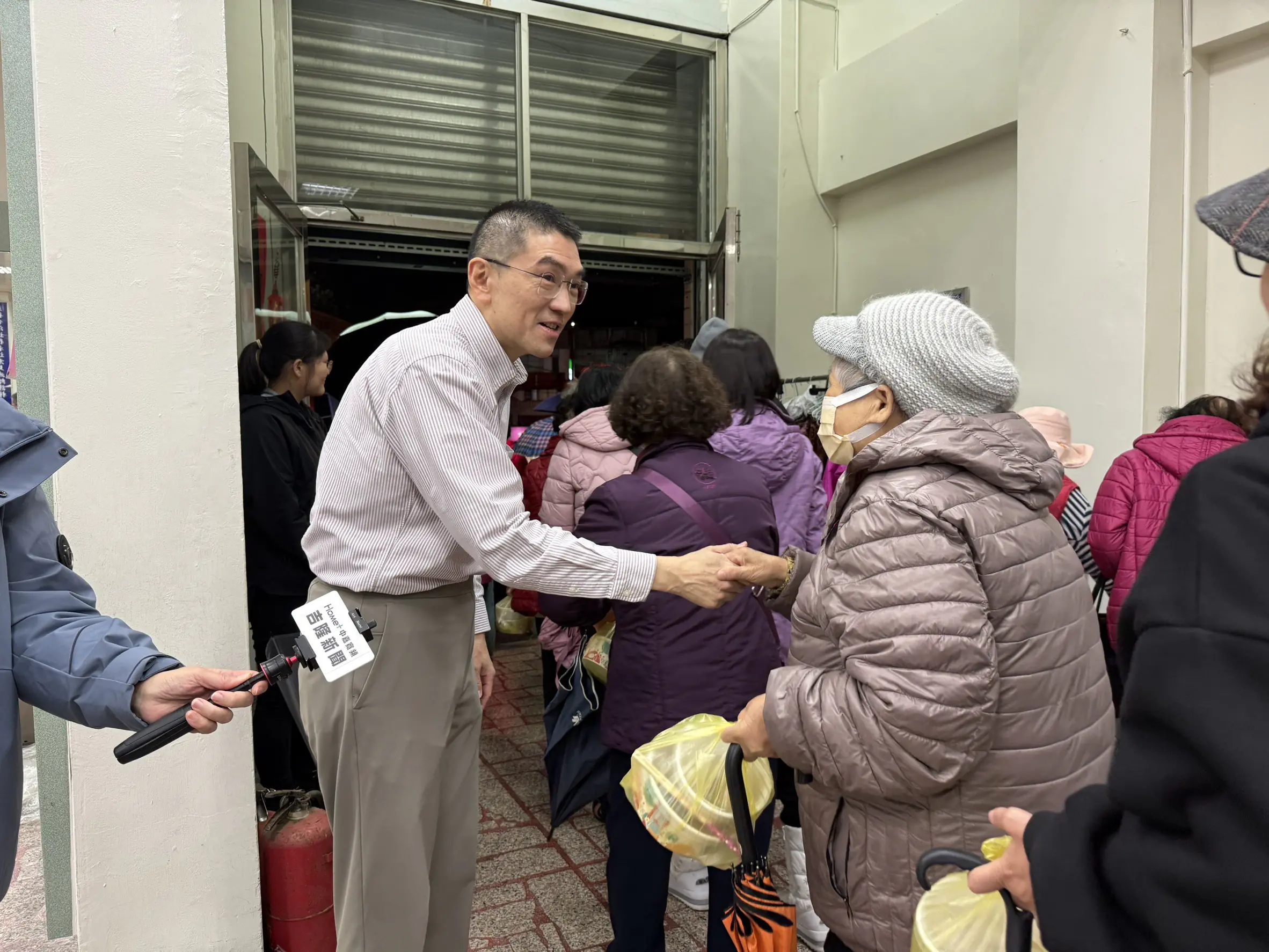 謝國樑親赴仁愛區市政說明會 暢談交通、建設與社福 謝國樑親赴仁愛區市政說明會 暢談交通、建設與社福