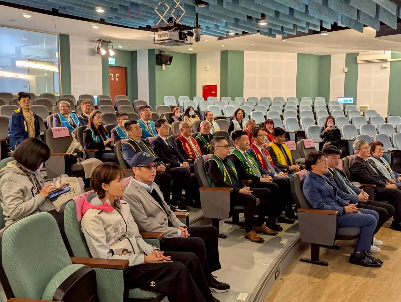 基隆永昌扶輪社溫暖傳愛!資助海大附中清寒學子 改善扶少團空間 基隆永昌扶輪社溫暖傳愛!資助海大附中清寒學子 改善扶少團空間