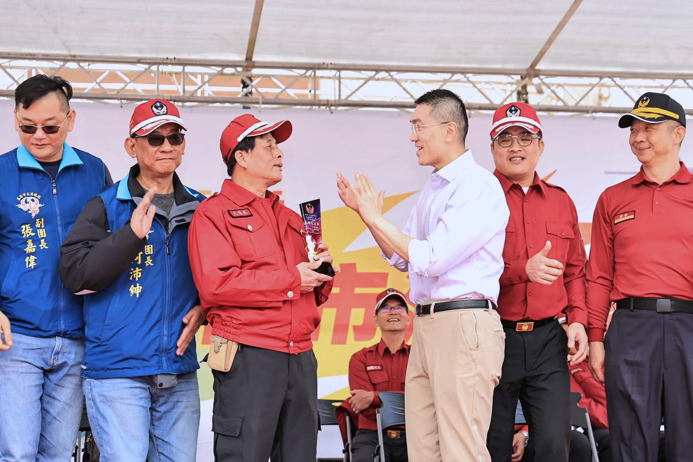 基隆義消校閱登場 謝國樑:強化裝備與訓練 守護城市安全 基隆義消校閱登場 謝國樑:強化裝備與訓練 守護城市安全