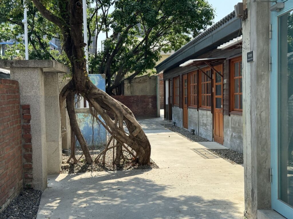 臺南市二空新村原眷舍修復再利用工程環境與設計 臺南市二空新村原眷舍修復再利用工程環境與設計