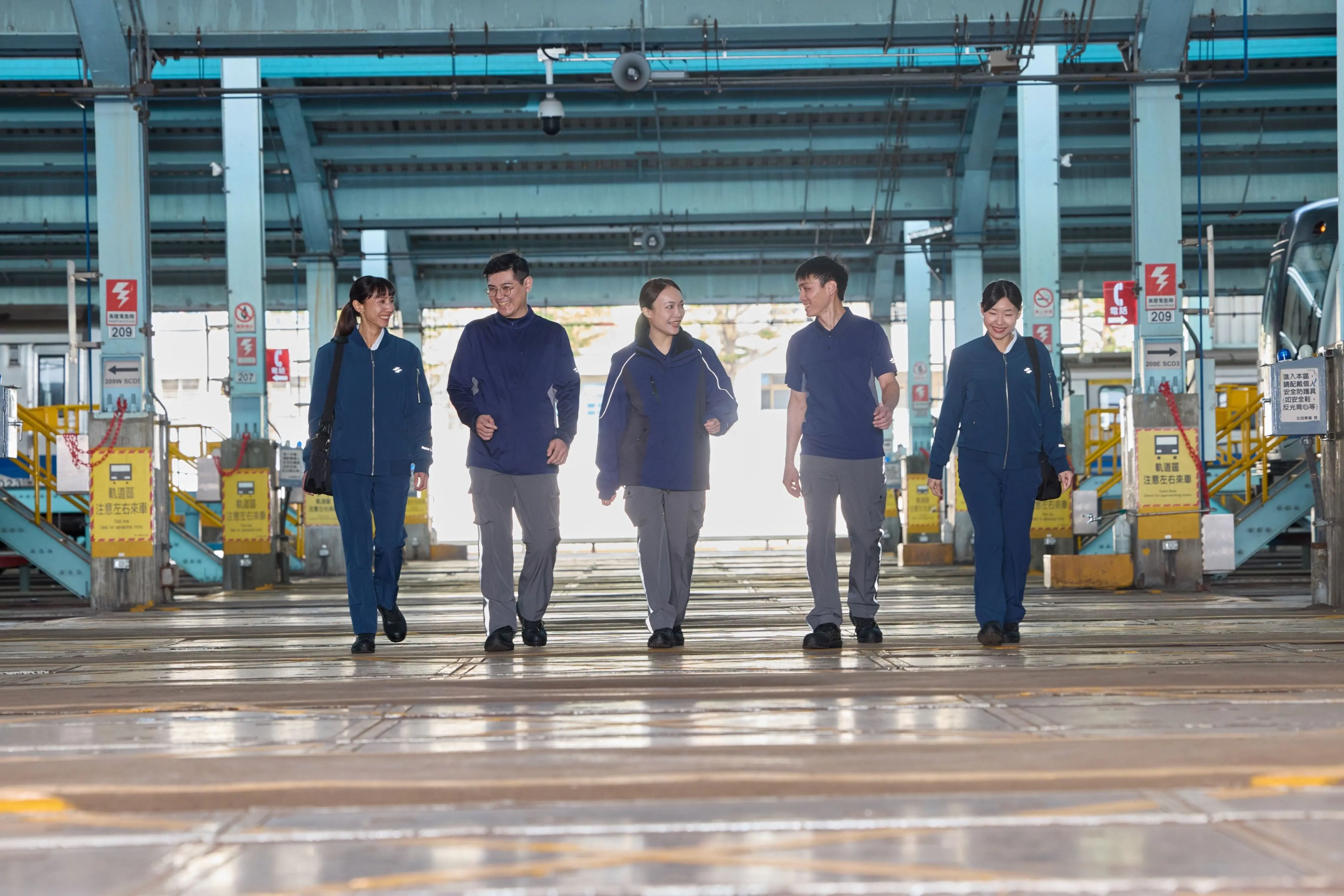 北捷30週年換新裝!第六代制服機能時尚亮相 歷代服裝同步展出 北捷30週年換新裝!第六代制服機能時尚亮相 歷代服裝同步展出