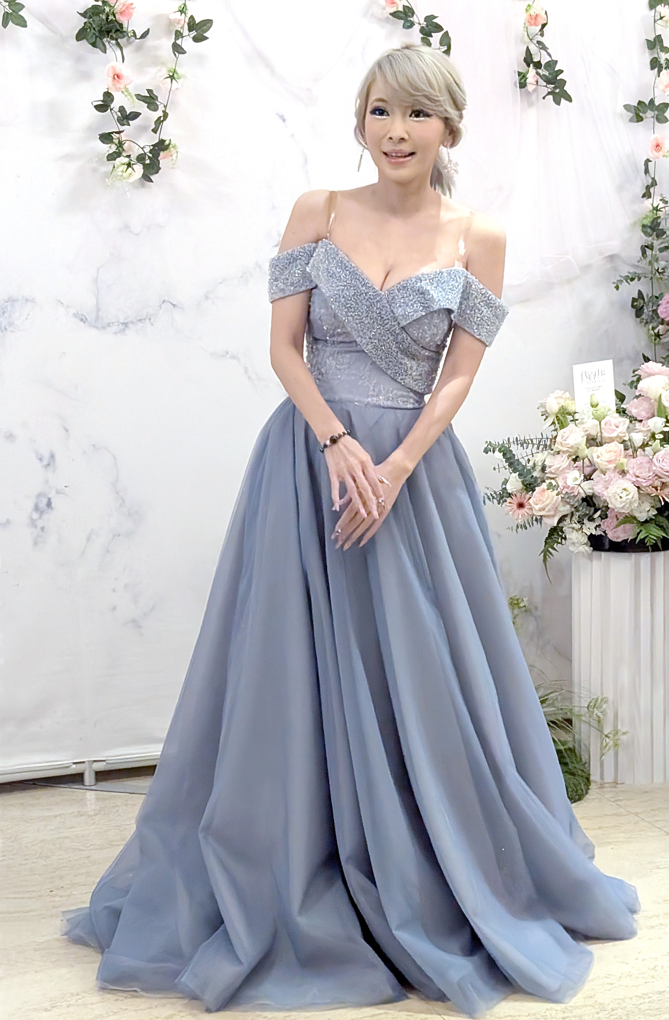 財經主播劉盈盈席開百桌世紀婚宴 黃仁勳親筆加持致賀 財經主播劉盈盈席開百桌世紀婚宴 黃仁勳親筆加持致賀