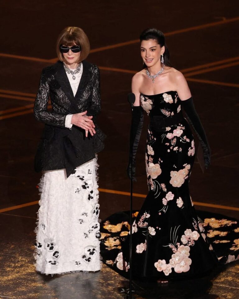 時尚惡魔降臨奧斯卡！Anna Wintour 驚喜同台 Anne Hathaway 幽默重現經典