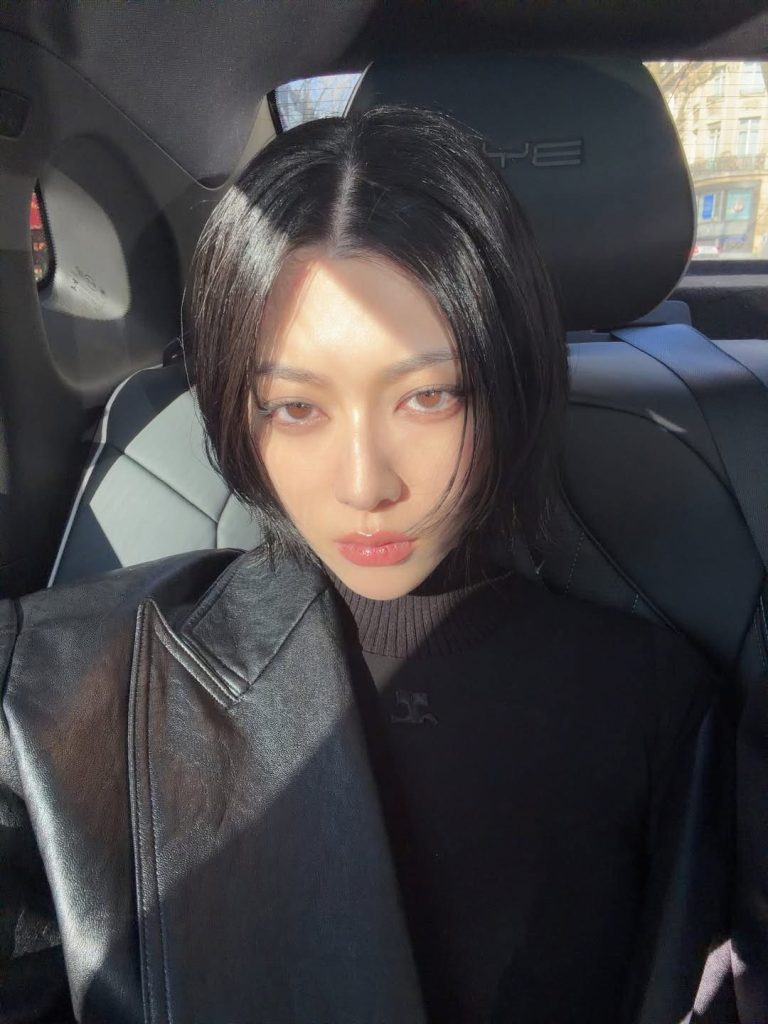 春意與噴嚏共舞!三吉彩花釋出超萌生活近照,與花粉症「鬥爭中」 春意與噴嚏共舞!三吉彩花釋出超萌生活近照,與花粉症「鬥爭中」