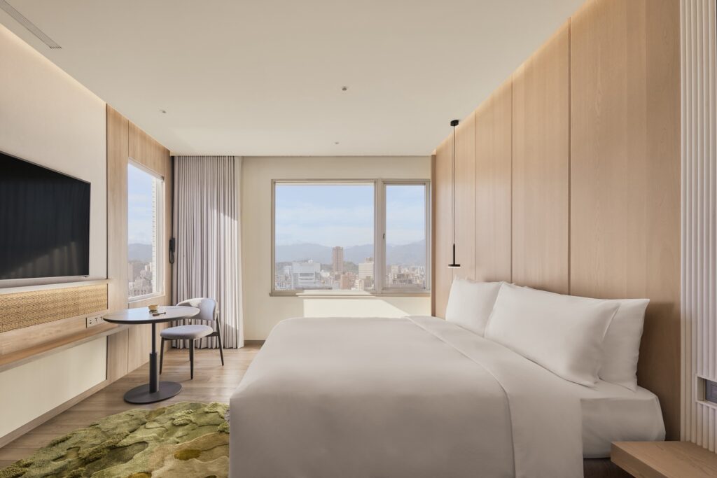 TWICE來臺掀追星熱潮 觀光創新協會推「嵨開安旅TWICE主題房」! 粉絲免費線上預約參觀 8 S 107642916