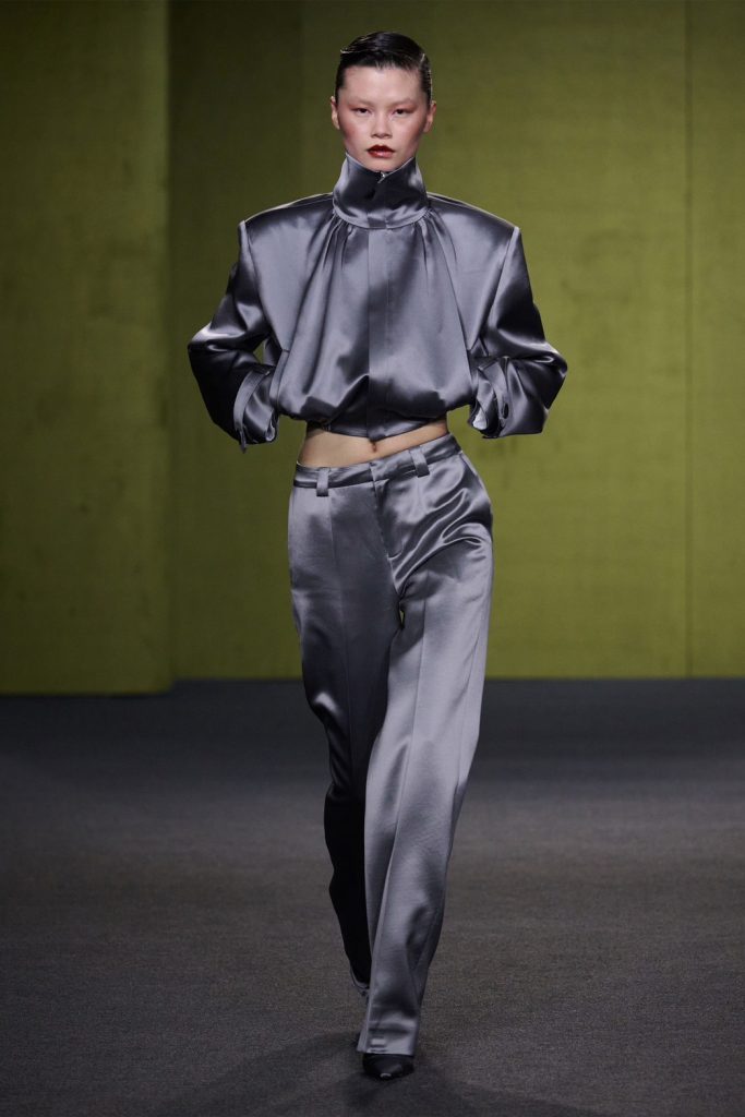 上海時裝週(Labelhood 平台)Yirantian 發布2026秋冬女裝最新系列 上海時裝週(Labelhood 平台)Yirantian 發布2026秋冬女裝最新系列