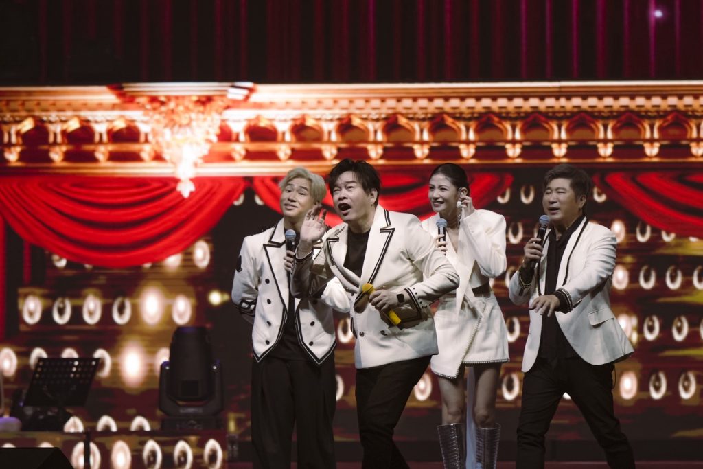 鑽石舞台之夜滿座開唱 蕭敬騰跨40年經典獻唱 李千娜《心花開》公益傳遞溫暖 鑽石舞台之夜滿座開唱 蕭敬騰跨40年經典獻唱 李千娜《心花開》公益傳遞溫暖