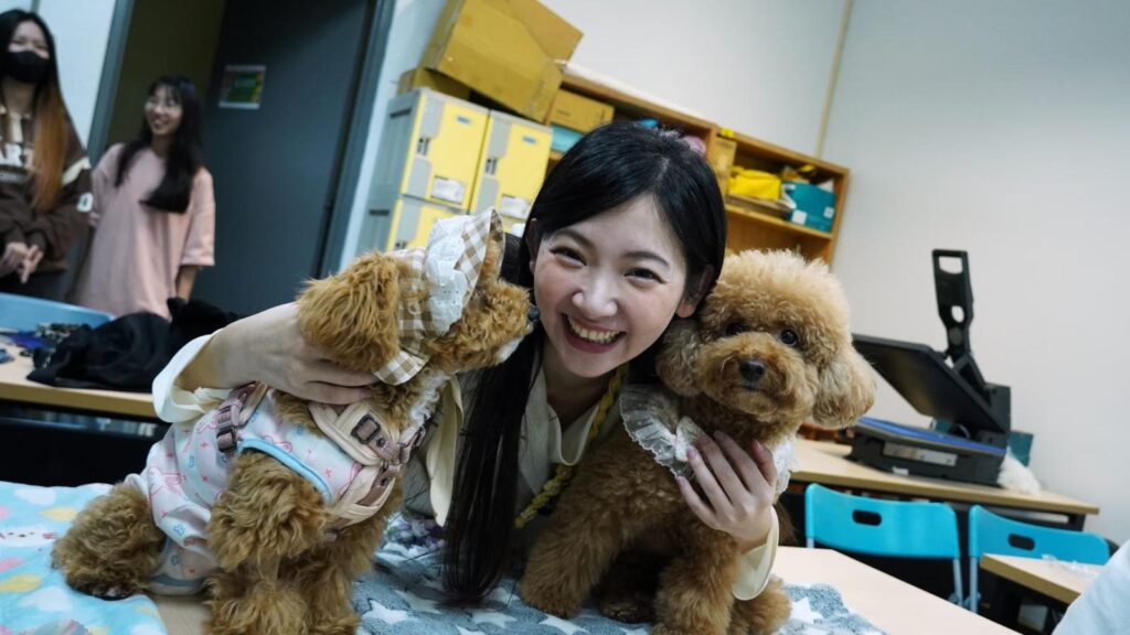 台北海大60周校慶 優格姐姐(林姵君)校園開講:透露窮到ATM領不出錢! 23 S 239632413