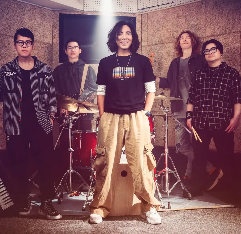 郭蘅祈領軍 浮花樂隊成軍四年終合體首發專輯 郭蘅祈領軍 浮花樂隊成軍四年終合體首發專輯