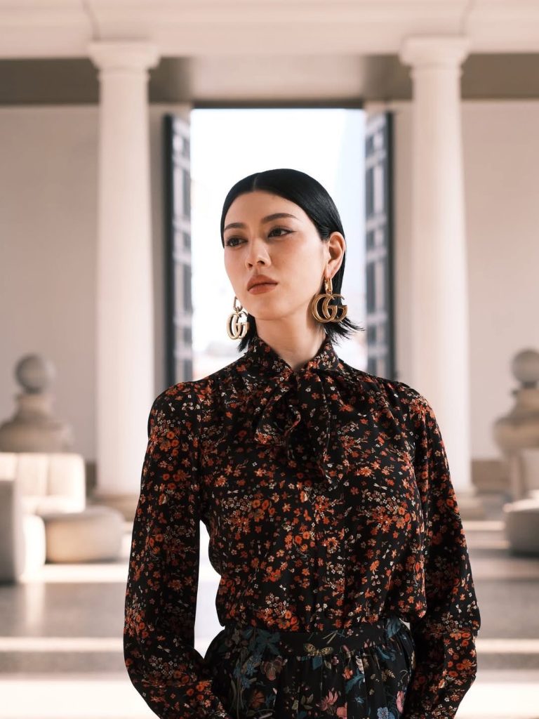 三吉彩花現身米蘭:與 Demna 啟程 Gucci 2026 秋冬新篇章 三吉彩花現身米蘭:與 Demna 啟程 Gucci 2026 秋冬新篇章