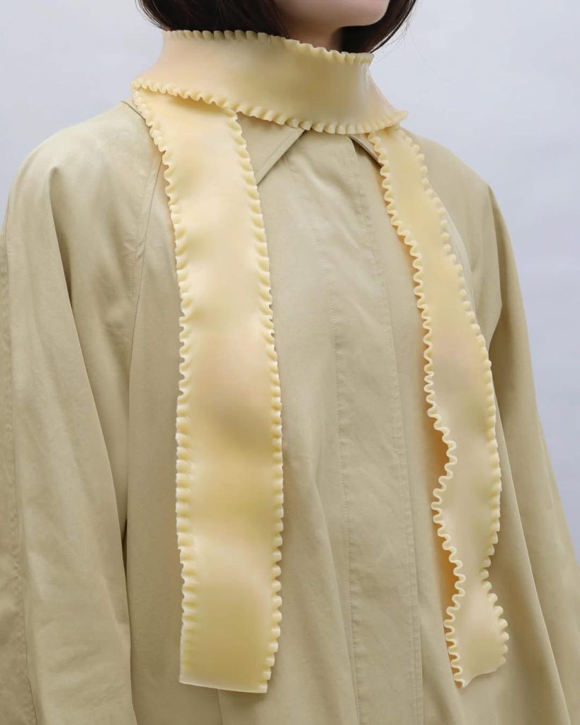 天氣涼涼地,戴上 Gab Bois 的「窄版圍巾」剛剛好! 天氣涼涼地,戴上 Gab Bois 的「窄版圍巾」剛剛好!