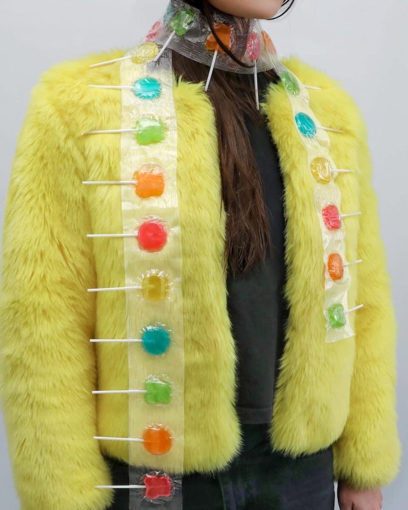 天氣涼涼地,戴上 Gab Bois 的「窄版圍巾」剛剛好! 天氣涼涼地,戴上 Gab Bois 的「窄版圍巾」剛剛好!