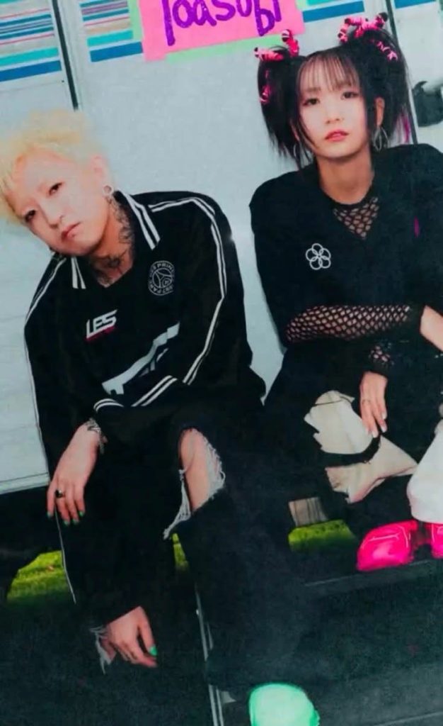 節奏與步伐的共鳴:YOASOBI x ASICS 聯名系列 3 月正式登陸 節奏與步伐的共鳴:YOASOBI x ASICS 聯名系列 3 月正式登陸