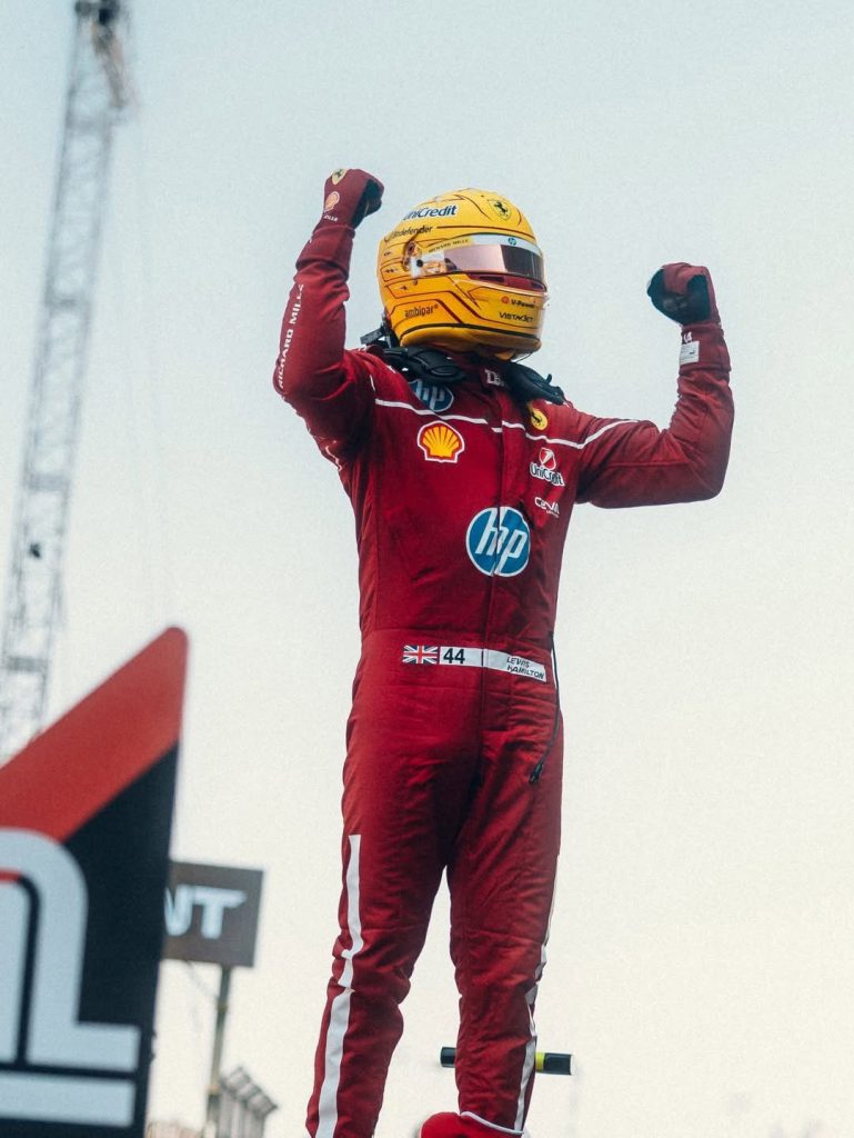 傳奇不熄!Sir Lewis Hamilton 迎來 F1 第 20 賽季:夢想從未止步 傳奇不熄!Sir Lewis Hamilton 迎來 F1 第 20 賽季:夢想從未止步