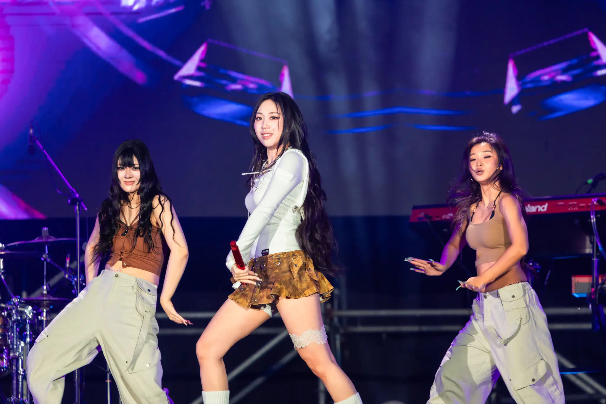 高雄櫻花季音樂節次日刷新人潮紀錄 丁噹 HIGHLIGHT 李泳知輪番上陣嗨翻高雄夜 高雄櫻花季音樂節次日刷新人潮紀錄 丁噹 HIGHLIGHT 李泳知輪番上陣嗨翻高雄夜