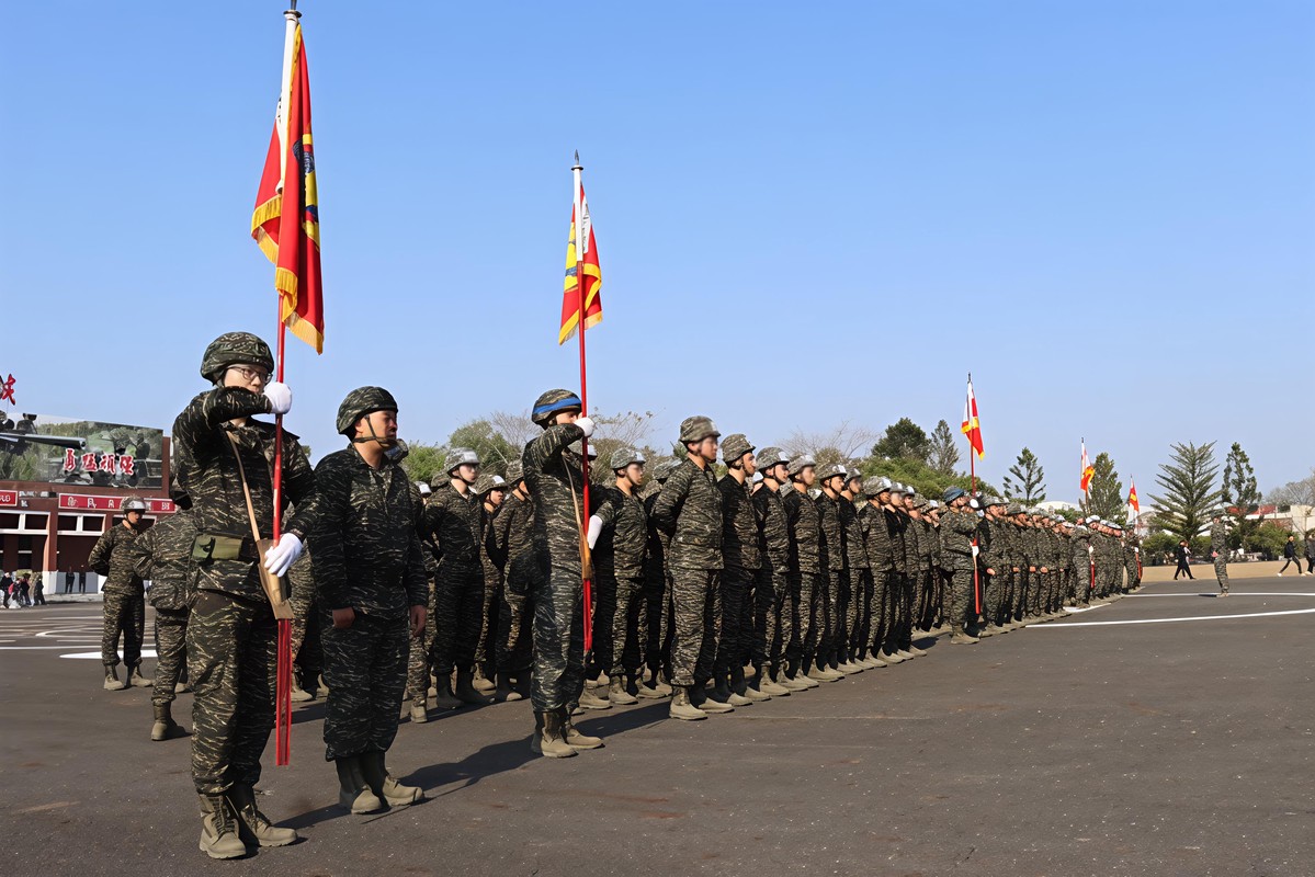 陸戰隊新兵開訓 家屬懇親見證成長 陸戰隊新兵開訓 家屬懇親見證成長